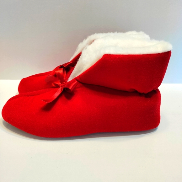 Women’s Dearfoams Slippers Red sz S (5-6) - Picture 1 of 6